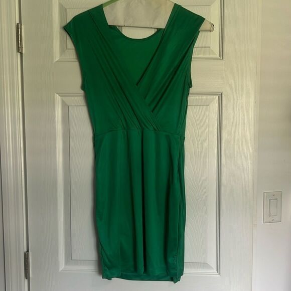 Green Syn... Dress - Size Small - Brand New Never Worn - Picture 1 of 5
